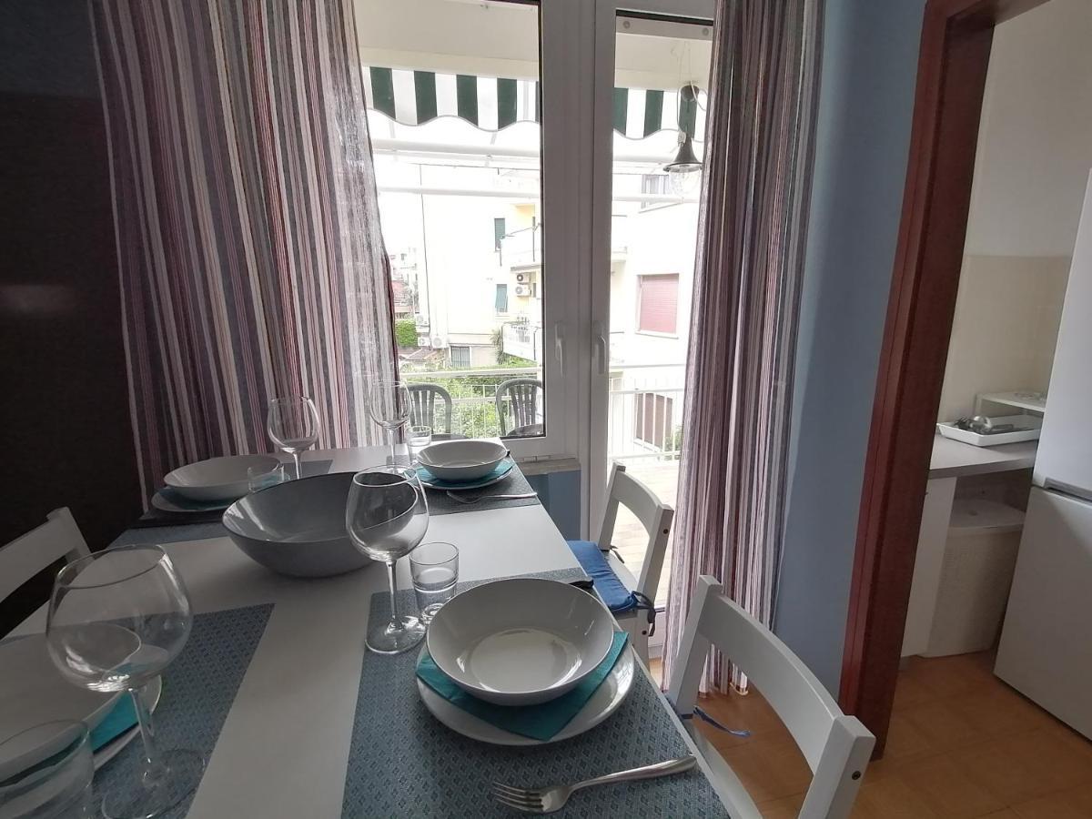 P In Centro Apartment Сестри Леванте Екстериор снимка